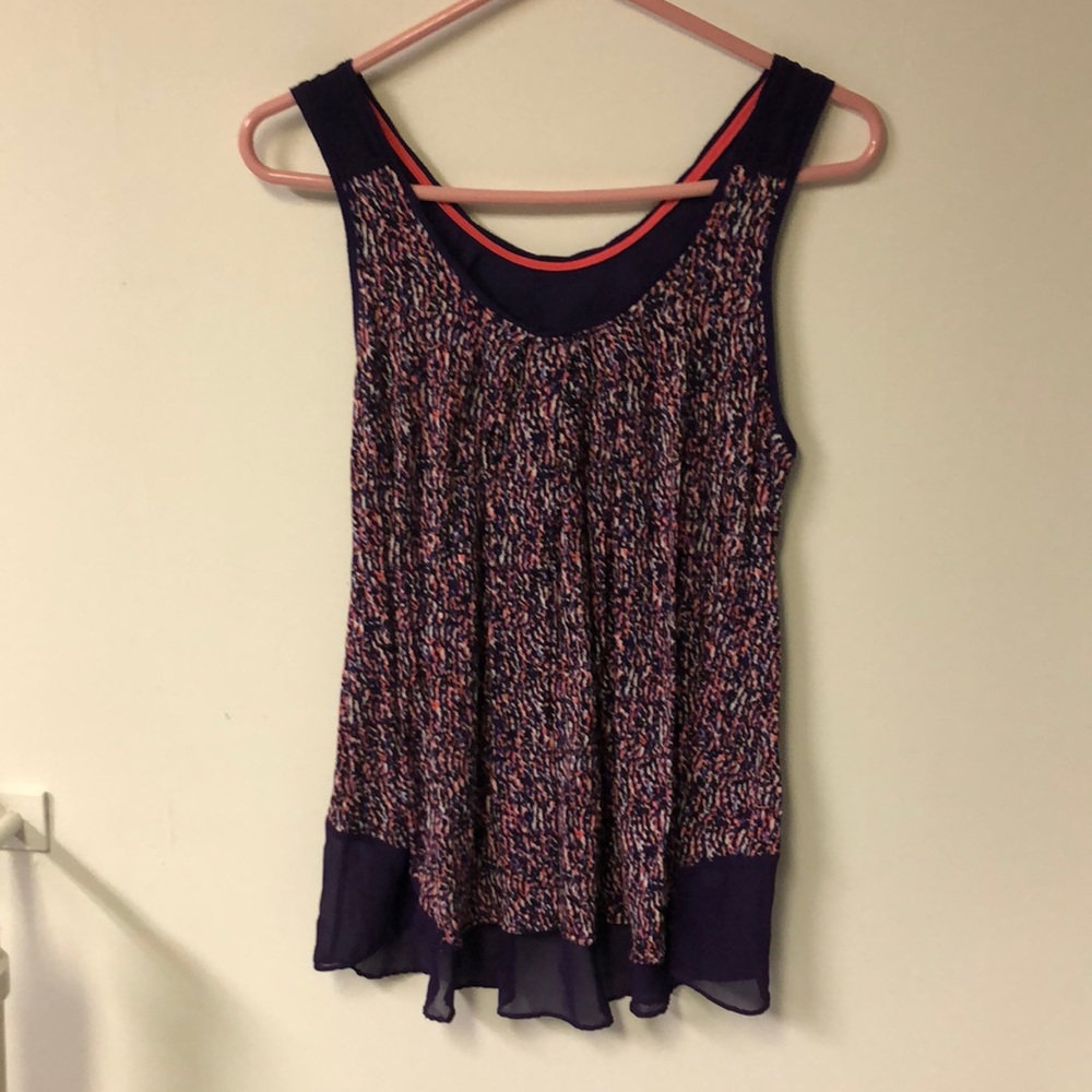 Simply Vera medium summer top